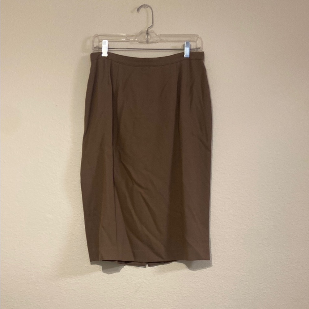 Elegant Brown Skirt